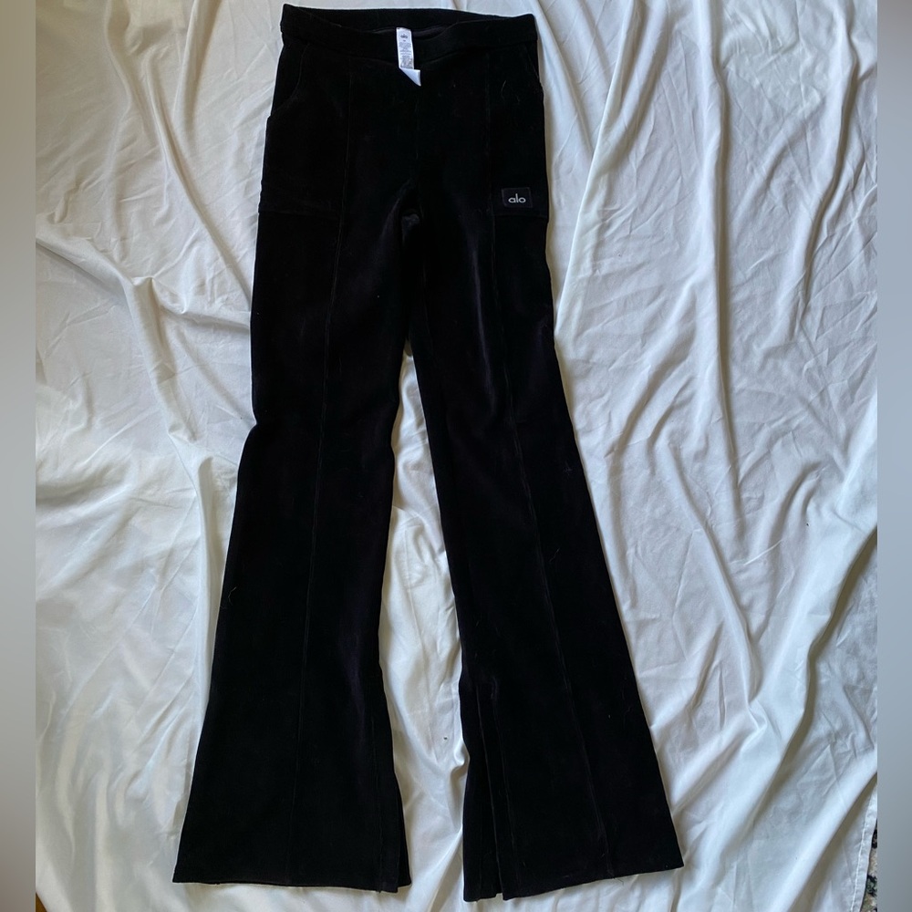 Alo yoga high waisted split hem lounge pants never worn